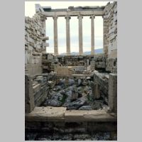 Erechtheion, photo Mark Landon, Wikipedia.jpg